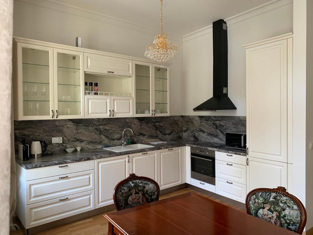 Karlsbad Prestige Apartment ภายนอก รูปภาพ