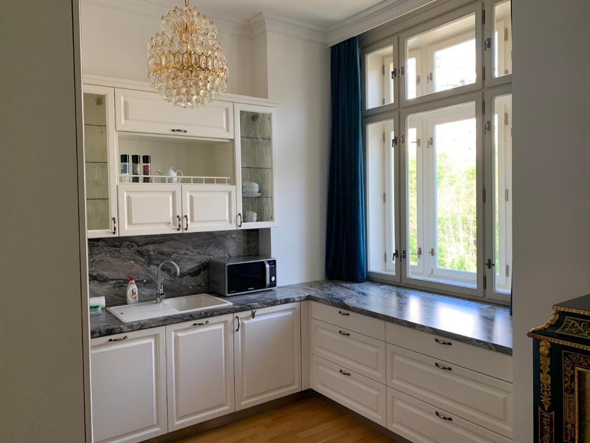 Karlsbad Prestige Apartment ภายนอก รูปภาพ