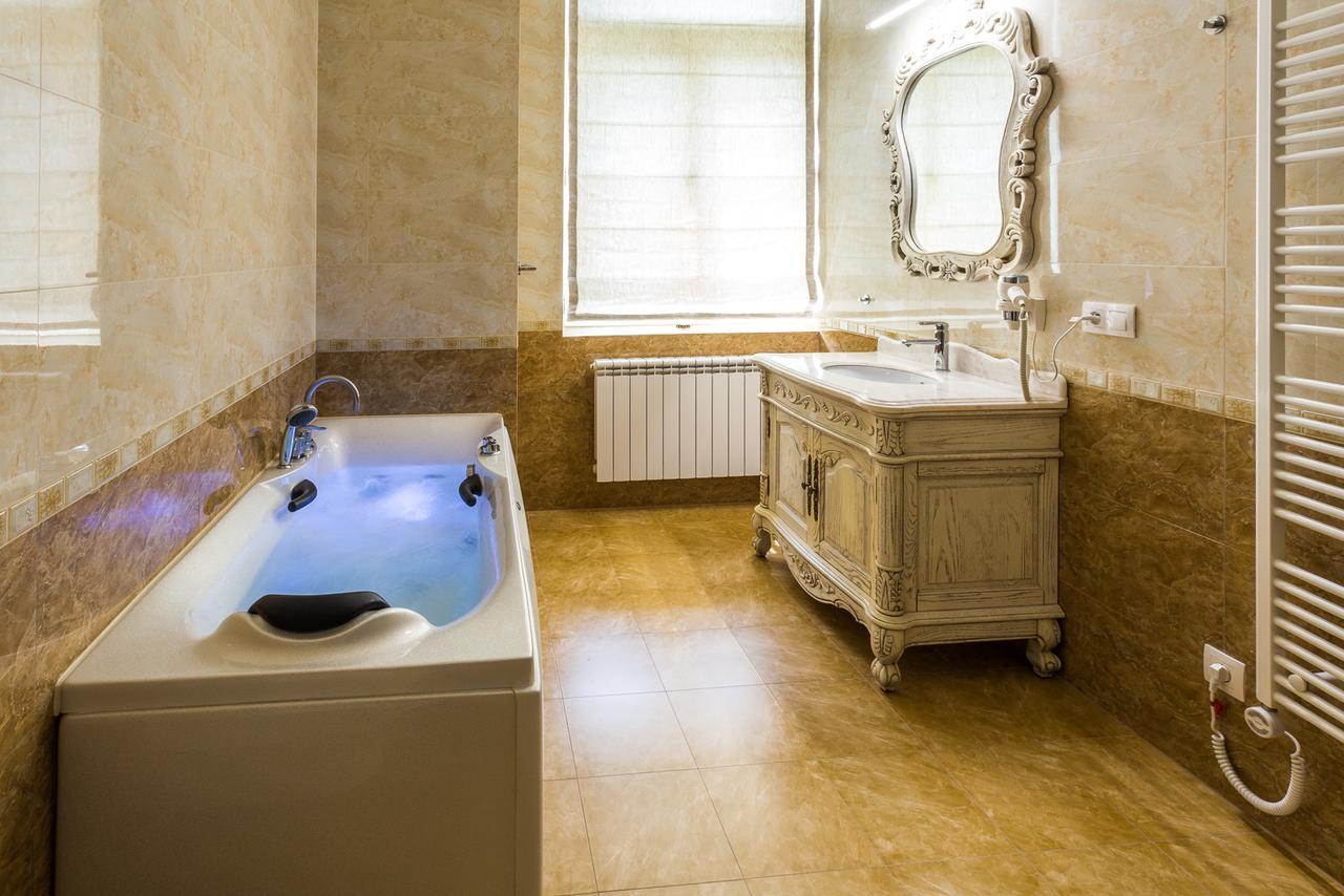 Karlsbad Prestige Apartment ภายนอก รูปภาพ
