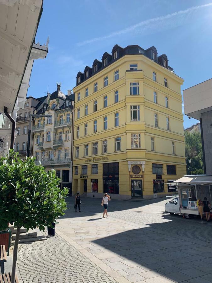 Karlsbad Prestige Apartment ภายนอก รูปภาพ
